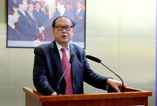 步长制药、陕西国际商贸学院创始人赵步长教授致辞